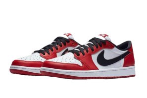 Jordan 1 Retro Low OG 'Chicago'