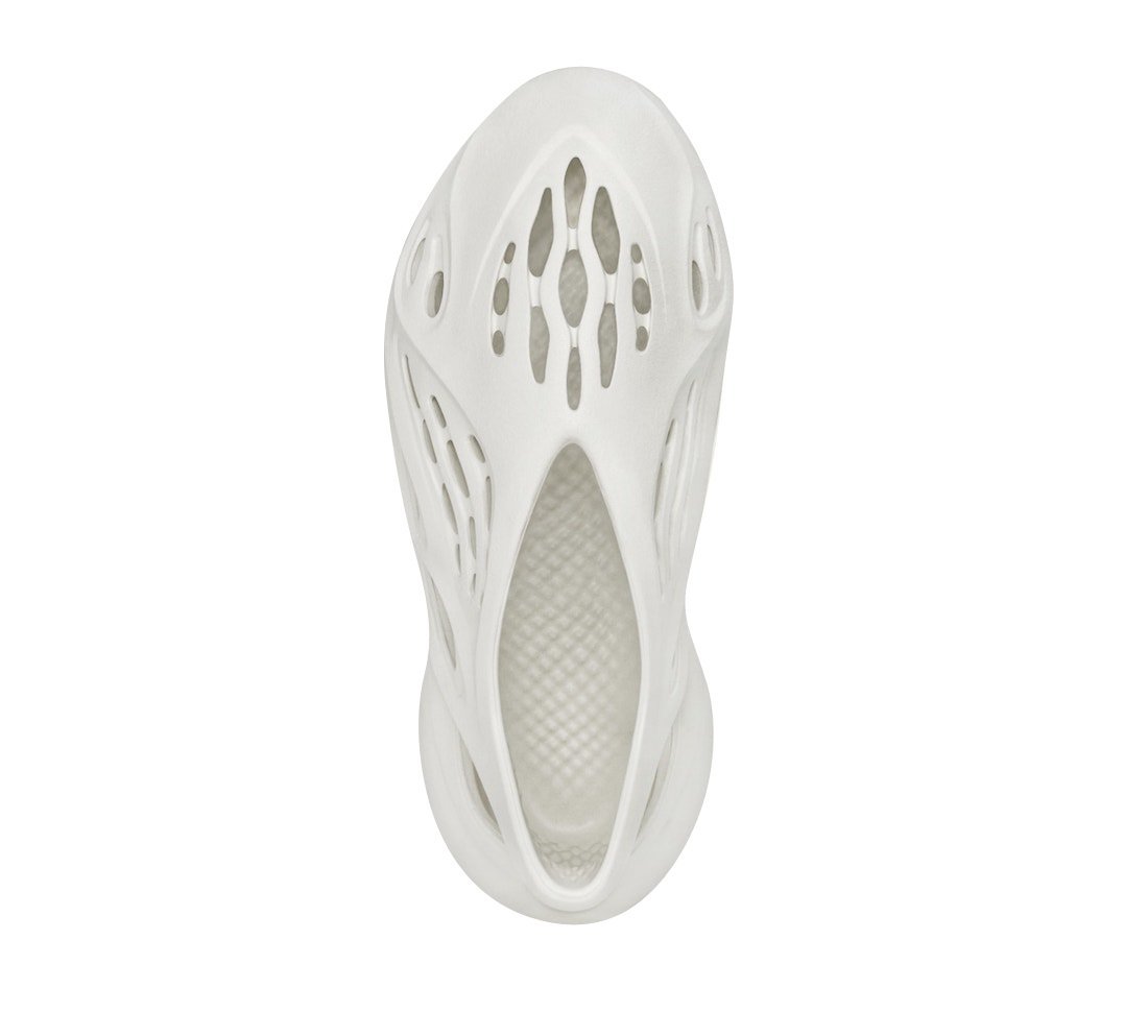 Adidas Yeezy Foam RNNR 'Sand' - Image 2