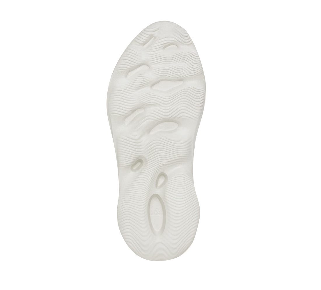 Adidas Yeezy Foam RNNR 'Sand' - Image 5
