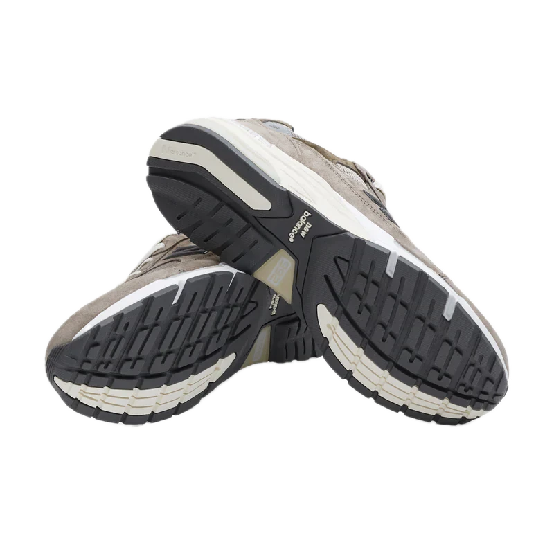 JJJJound x New Balance 992 ‘Grey’ – M992J2 - Image 6