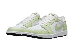 Jordan 1 Retro Low OG ‘Ghost Green’