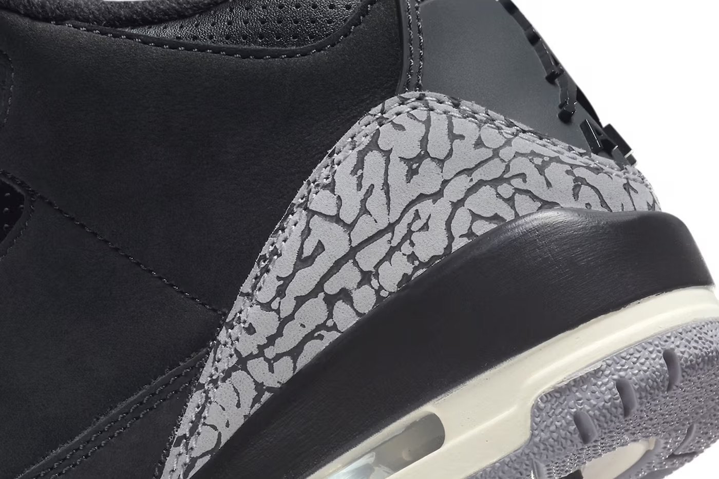 Jordan 3 Retro ‘Off Noir’ - Image 8