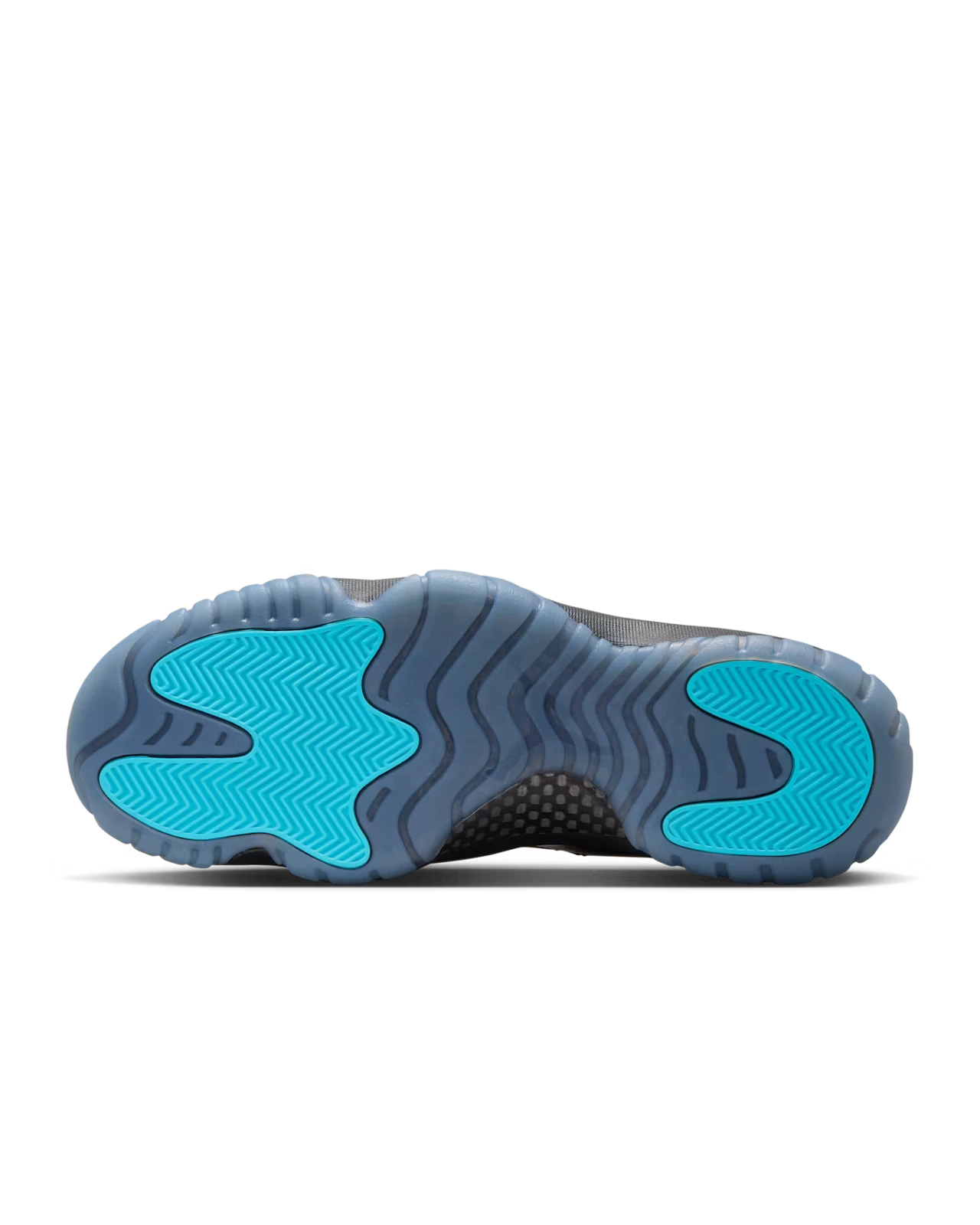 Jordan 11 Retro 'Gamma Blue 2025’ - Image 6